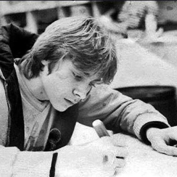 Meet your Posher, Khalfan - Picture 1 of 1